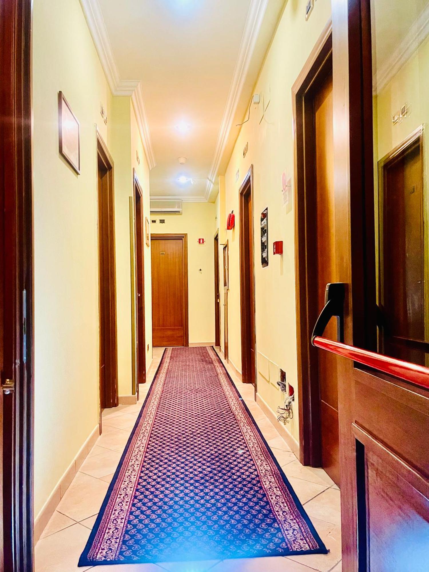 Hotel Rome Place المظهر الخارجي الصورة
