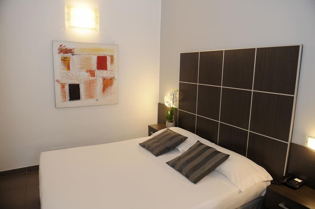 Hotel Rome Place الغرفة الصورة